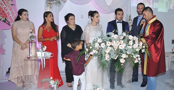 Gülşah ve Fatih Dünya Evine Girdi