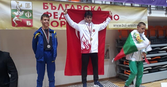 Balkanlarda Hendek Rüzgarı