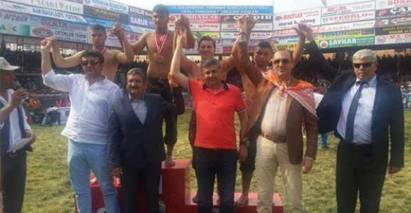 GÜREŞ’TE BİR BAŞARI DAHA