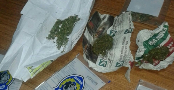 GÜVEN TİMLERİ SOKAK SATICILARINA GÖZ AÇTIRMIYOR