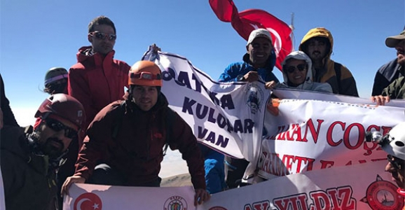 HAKUT SÜPHAN DAĞINI TIRMANDI