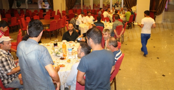 HAKUT ÜYELERİ İFTARDA BİRARAYA GELDİ