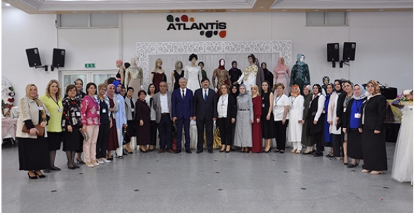 HALK EĞİTİMDEN GİYİM, EL SANATLARI, MEFRUŞAT VE NAKIŞ SERGİSİ