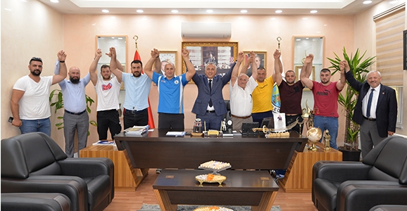 Hendek 658. Tarihi Kırkpınar Güreşlerinde