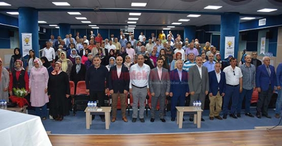 HENDEK AK PARTİ MAYIS AYI DANIŞMA MECLİSİ YAPILDI