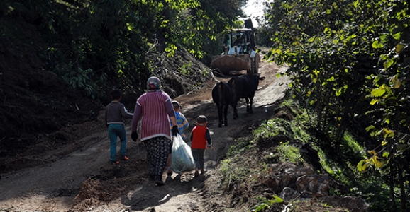 Bakacak Doğal Kaynak Suyuyla Buluşuyor