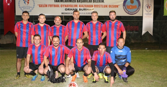 Hendek Baro Şampiyonu Devirdi