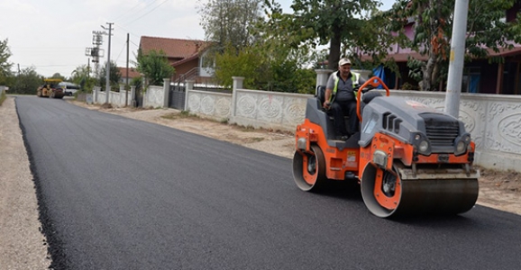 Hendek Belediyesi Asfalt Hedefini Gerçekleştirdi