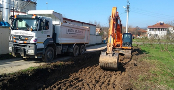 Hendek Belediyesi Hız Kesmiyor