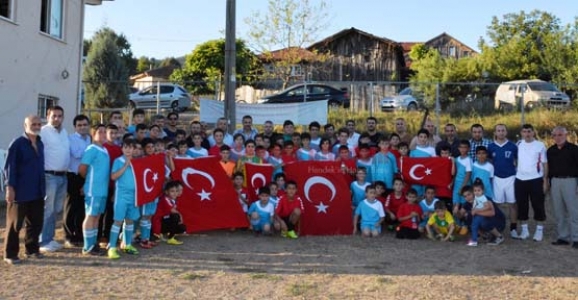 HENDEK BOĞAZSPOR’DAN ANLAMLI MESAJ