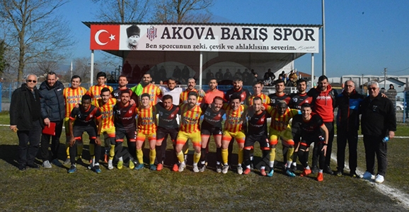 Hendek Derbisi Yenimahallespor’un