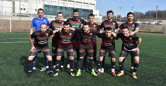 Hendek Dereköyspor Liderliğe Yükseldi