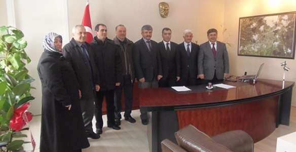 HENDEK EĞİTİM BİR-SEN’DEN KAYMAKAMA ZİYARET