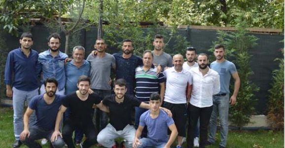 HENDEK GENÇLİKSPOR’DAN YENİ YENİ YÖNETİM
