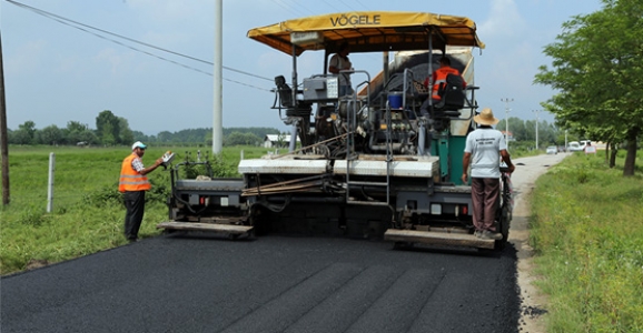 HENDEK GRUP YOLLARI ASFALTLANIYOR