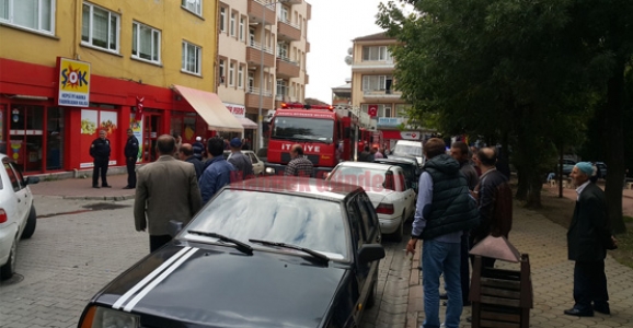 HENDEK İTFAİYESİNDEN ZAMANINDA MÜDAHALE