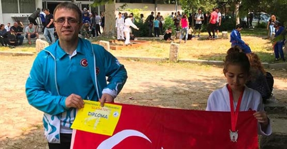 HENDEK JUDO TAKIMINDAN İKİ MADALYA