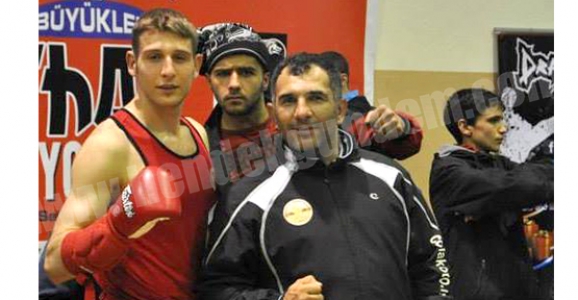 HENDEK MUAY THAİ’DE AYVALIK’I SALLADI