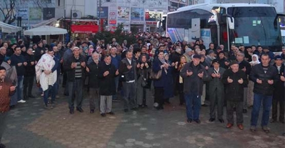 HENDEK MÜFTÜLÜĞÜ UMRECİLERİNİ UĞURLADI