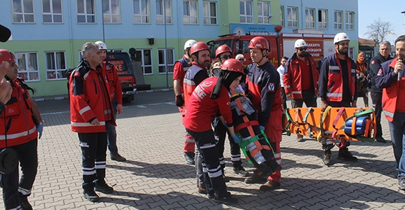 Hendek Noksel İlkokulunda Yangın Tatbikatı