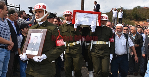 Hendek Şehidini Uğurladı
