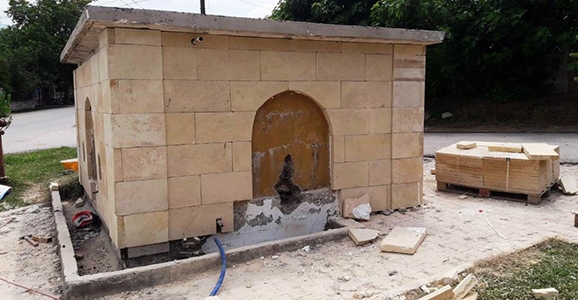 Tarihi Çeşmeler Restore Ediliyor