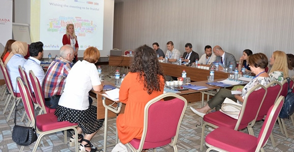 Hendek’e Çocuk Dostu Sokak