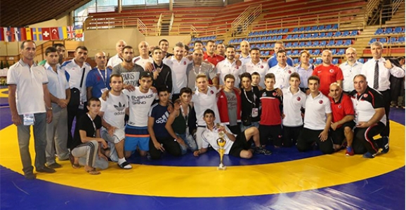 HENDEK’İN ASLANLARI