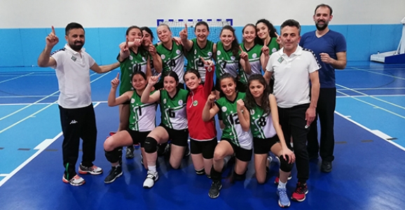 Hendek'in Yıldız Kızlarından Büyük Başarı