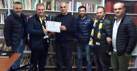 HENDEKLİ FENERBAHÇELİLERDEN ÖRNEK DAVRANIŞ