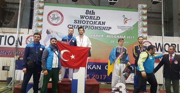HENDEK’Lİ KARATECİLER BULGARİSTAN’DAN BEŞ MADALYA İLE DÖNÜYOR