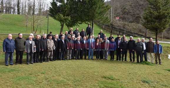 HENDEK’Lİ MUHTARLAR KAHVALTIDA BULUŞTU