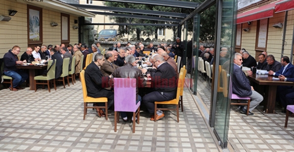 HENDEKLİ MUHTARLAR TOPLANDI