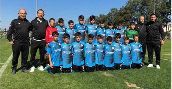 HENDEKSPOR YARI FİNALE 