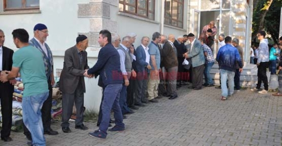 HENDEK’TE 108 YILLIK BAYRAM GELENEĞİ