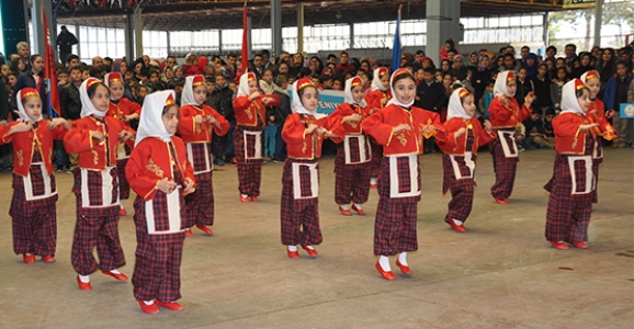 HENDEK’TE 23 NİSAN COŞKUSU