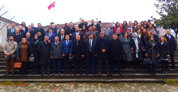 HENDEK'TE 24 KASIM ÖĞRETMENLER GÜNÜ ÇEŞİTLİ ETKİNLİKLERLE KUTLANDI