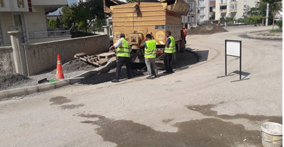 Hendek’te Asfalt Yama Çalışmaları