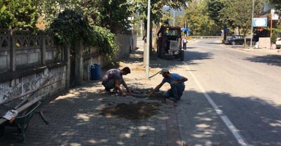 HENDEK’TE BAYRAM HAZIRLIKLARI SÜRÜYOR
