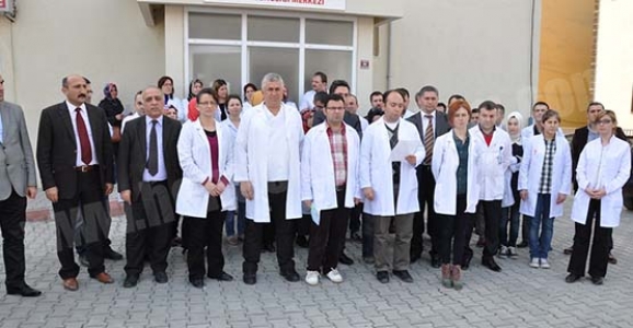 HENDEK’TE DOKTORA FİZİKSEL SALDIRI