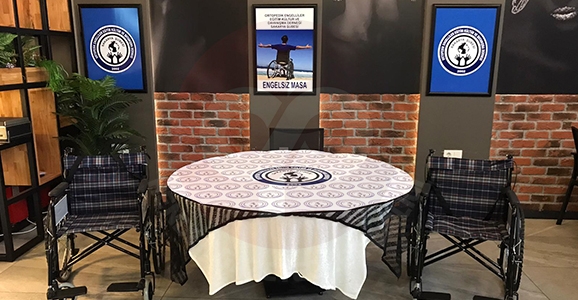 Hendek’te Engelsiz Masa Hizmeti