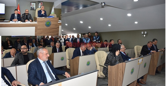 Hendek'te İlk Meclis Toplantısı Yapıldı