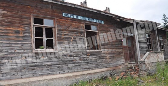 HENDEK’TE KADERİNE TERK EDİLEN OKULLAR