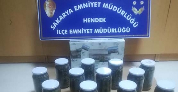 Hendek’te Kavanoz’da Esrar Yakalandı