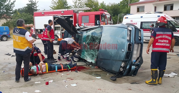 FECİ KAZADA ANNE VE BEBEĞİ HAYATINI KAYBETTİ