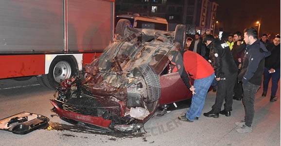 Hendek’te Kaza 2 Yaralı