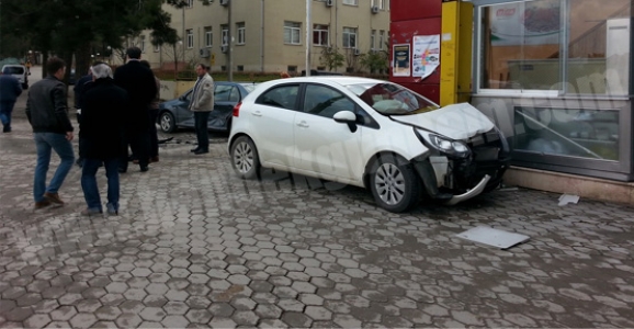 HENDEK’TE KAZA 2 YARALI