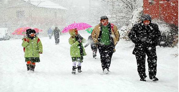 HENDEK’TE OKULLAR PERŞEMBE GÜNÜ DE TATİL