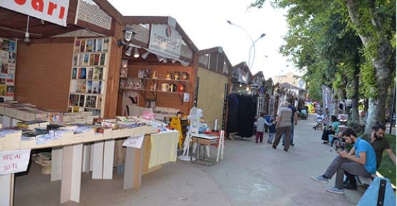 HENDEK’TE RAMAZAN ÇARŞISI KURULUYOR