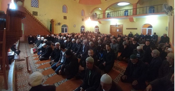 HENDEK’TE SABAH NAMAZI BULUŞMALARI BEŞİNCİ YILINI DOLDURDU